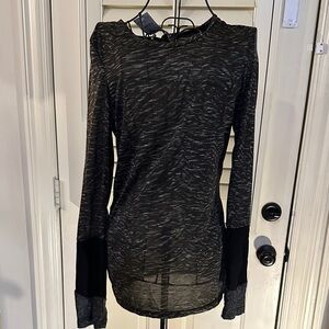 Buckle Black and Gray Long Sleeve Top